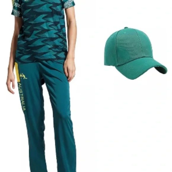 Ray Gun Medium Halloween Costume (Australian breakdancer) - Picture 3 of 6